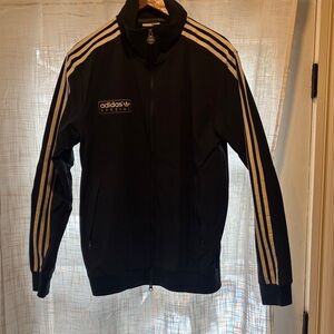 Adidas Spezial collection Men's Navy Blue Jacket with White Stripes.Forest Gate
